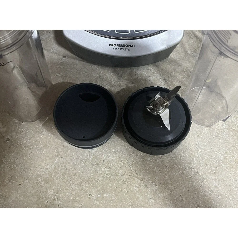 Ninja Professional Blender BL660 30 Base 1100W 2 Single Serve Cups Blade READ